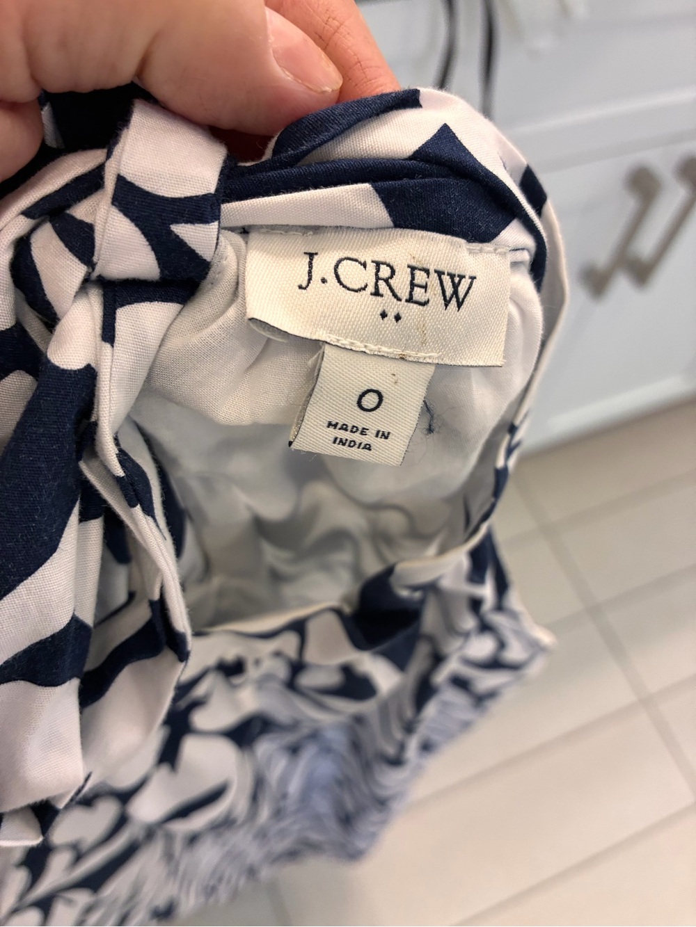 J. Crew Navy & White Floral Halter Tie Neck Shift Dress 0 - Picture 10 of 11